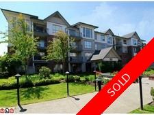 Sunnyside Park Surrey Condo for sale:  2 bedroom 1,007 sq.ft. (Listed 2010-05-17)