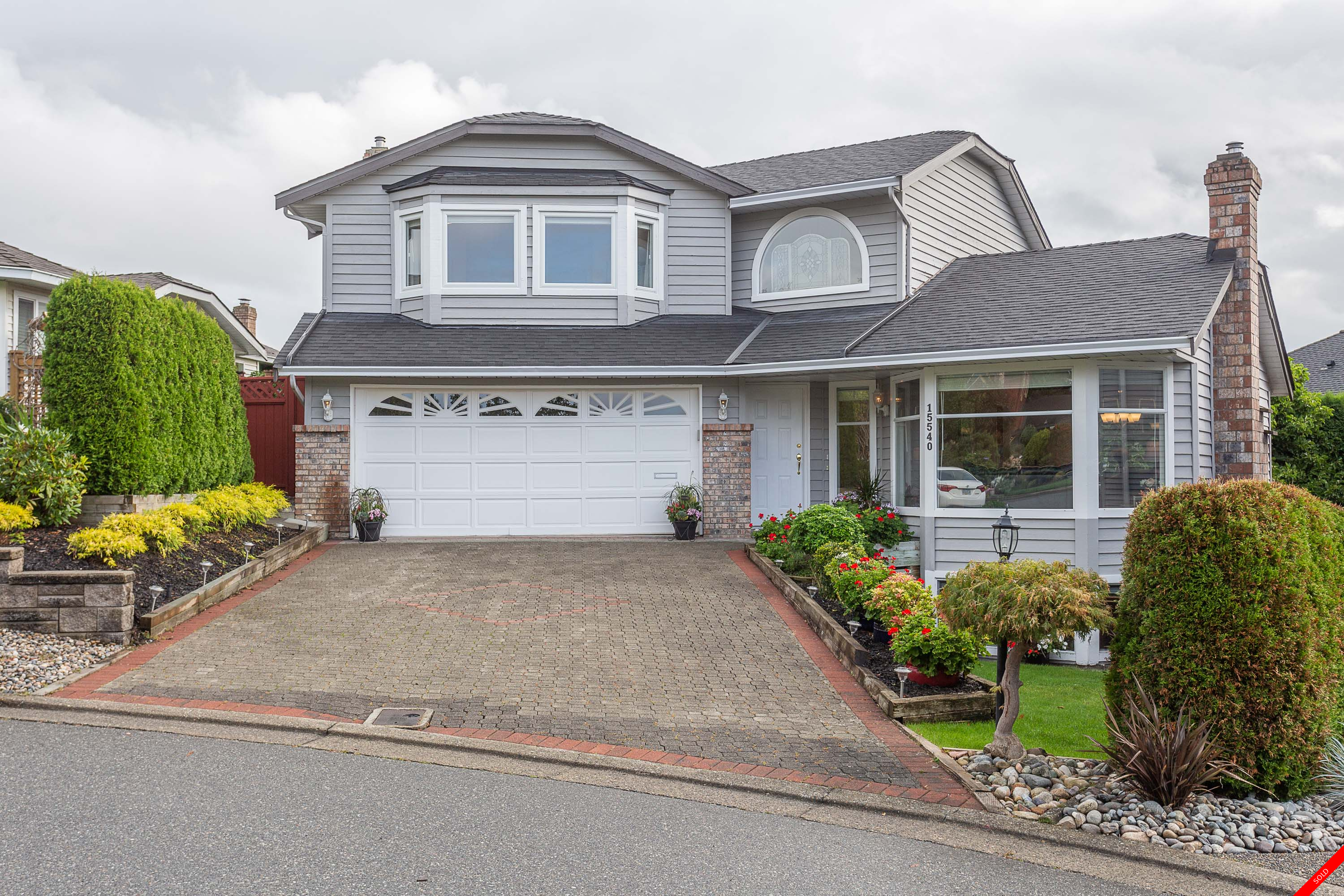 Vista Hills House for sale:  3 bedroom 2,838 sq.ft. (Listed 2019-09-18)
